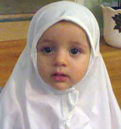 نقره لتكبير أو تصغير الصورة ونقرتين لعرض الصورة في صفحة مستقلة بحجمها الطبيعي